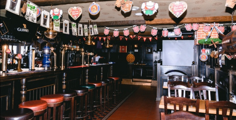 Файл:Ale house1.jpg